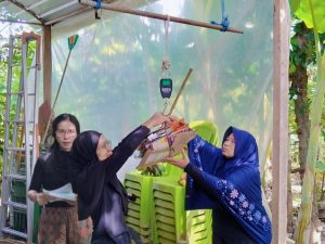 Kegiatan Bank Sampah RT 17 Kelurahan Sogaten, Wujud Kepedulian terhadap Lingkungan