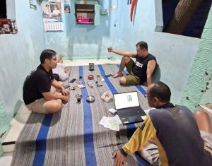 Penjagaan Pos Kampling Warga Kelurahan Sogaten Tingkatkan Keamanan Lingkungan Selama Januari 2026